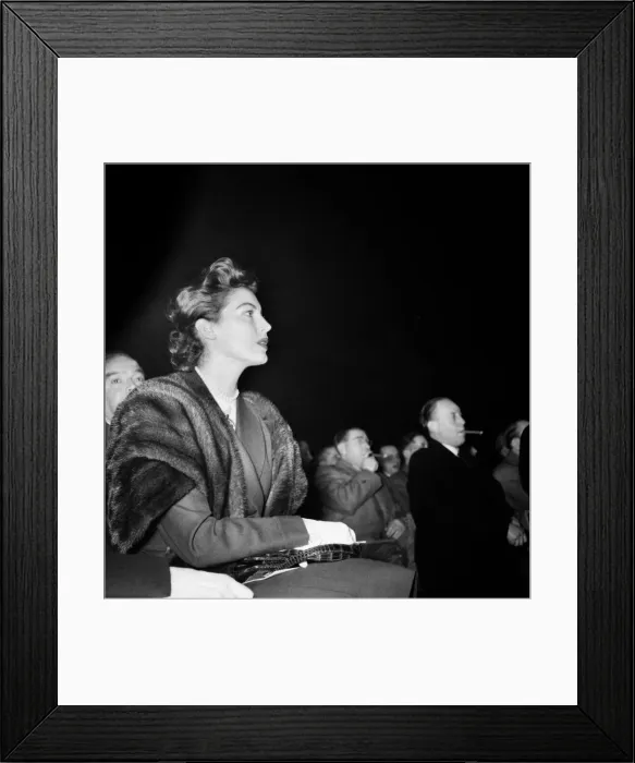 Framed Print : Actress Ava Gardner watching the Caba v McArthy fight. March 1953 D1395 Framed Print : Actress Ava Gardner watching the Caba v McArthy fight. March 1953 D1395