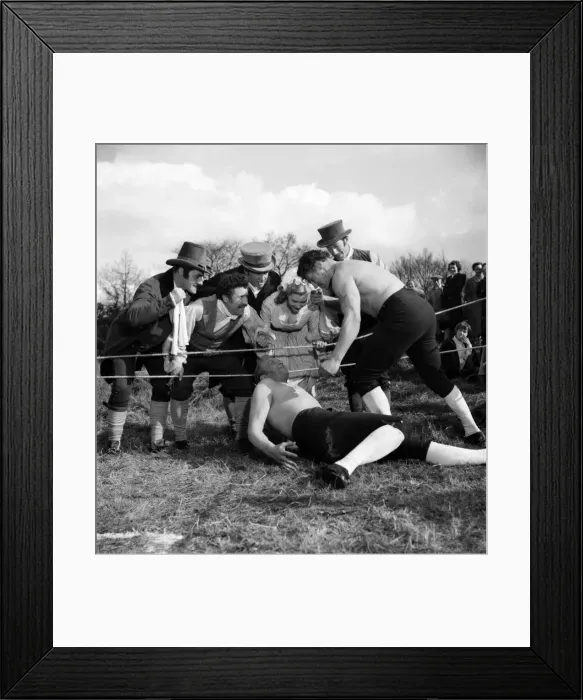 Framed Print : Bare knuckle fighting on Hampstead Heath. A film unit were at work on Hampstead Heath Framed Print : Bare knuckle fighting on Hampstead Heath. A film unit were at work on Hampstead Heath