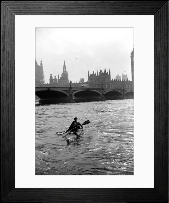 Framed Print : Devizes to Westminster Canoe Race. First home but had to take second. E. Davis and H. J Framed Print : Devizes to Westminster Canoe Race. First home but had to take second. E. Davis and H. J