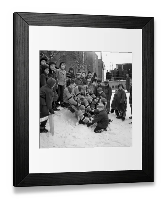 Framed Print : Ice Hockey. Earls Court Rangers in Stockholm. January 1953 D234 Framed Print : Ice Hockey. Earls Court Rangers in Stockholm. January 1953 D234