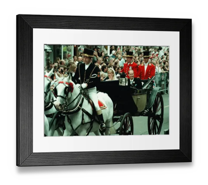 Framed Print : Prince Edward Royal Wedding 1999 Wedding of Sophie Rhys-Jones to Prince Edward Framed Print : Prince Edward Royal Wedding 1999 Wedding of Sophie Rhys-Jones to Prince Edward