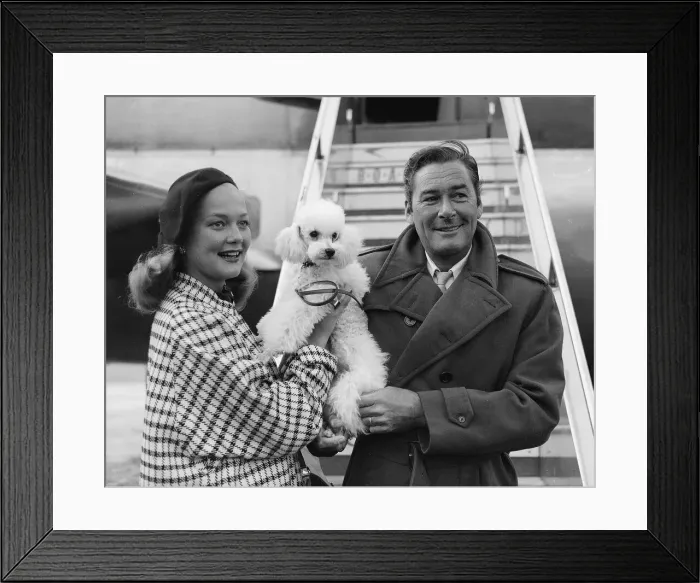 Framed Print : Errol Flynn with Patrice Wymore 1952 Framed Print : Errol Flynn with Patrice Wymore 1952