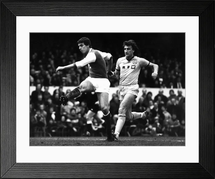 Framed Print : Paul Vaessen Arsenal player shoots at goal 1982 Framed Print : Paul Vaessen Arsenal player shoots at goal 1982