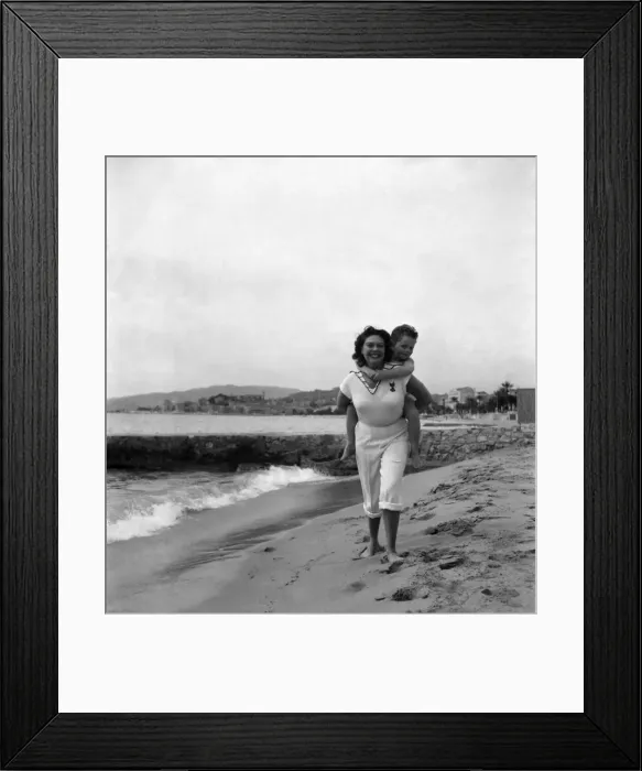 Framed Print : Cannes Film Festival 1953. Pat Taylor Musical comedy actress seen here on the beach Framed Print : Cannes Film Festival 1953. Pat Taylor Musical comedy actress seen here on the beach