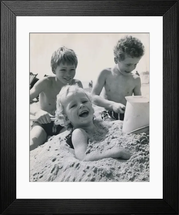 Framed Print : Hot Weather in Hampshire April 1971 The Hook children are on holiday in Bournmouth