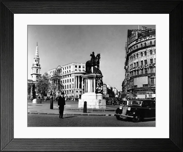 Framed Print : Charles I Statue, Trafalgar Square. P000065 Framed Print : Charles I Statue, Trafalgar Square. P000065