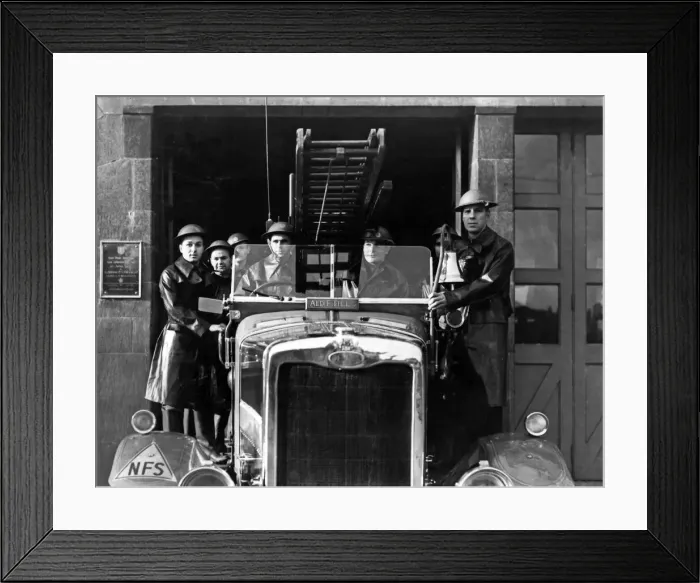 Framed Print : U. S. Soldiers train to be firemen in the N. F. S. ( National Fire Service ) at Hull Framed Print : U. S. Soldiers train to be firemen in the N. F. S. ( National Fire Service ) at Hull