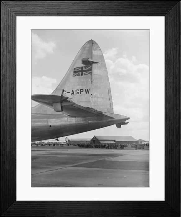 Framed Print : Bristol Brabazon'at London Airport. 1950 024553 / 3 Framed Print : Bristol Brabazon'at London Airport. 1950 024553 / 3