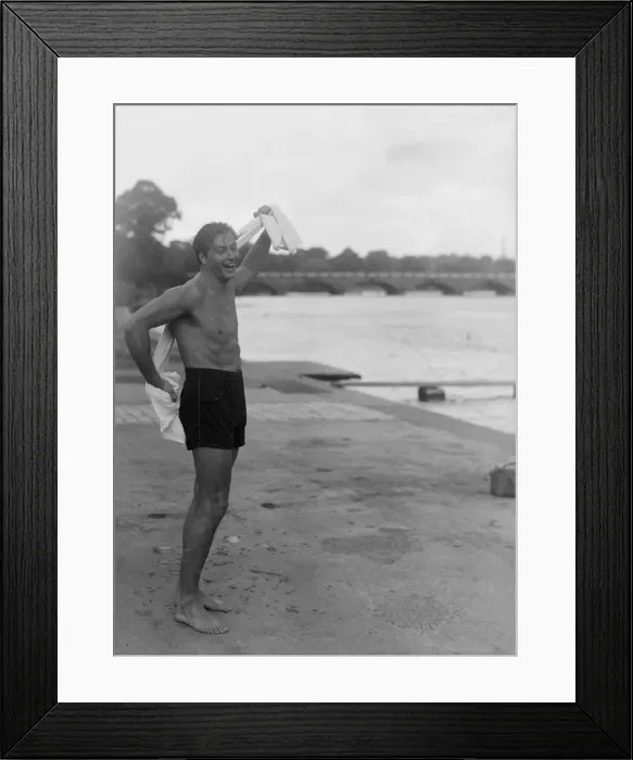 Framed Print : Tarzan swimming in London Serpentine. Lex Barker, 31