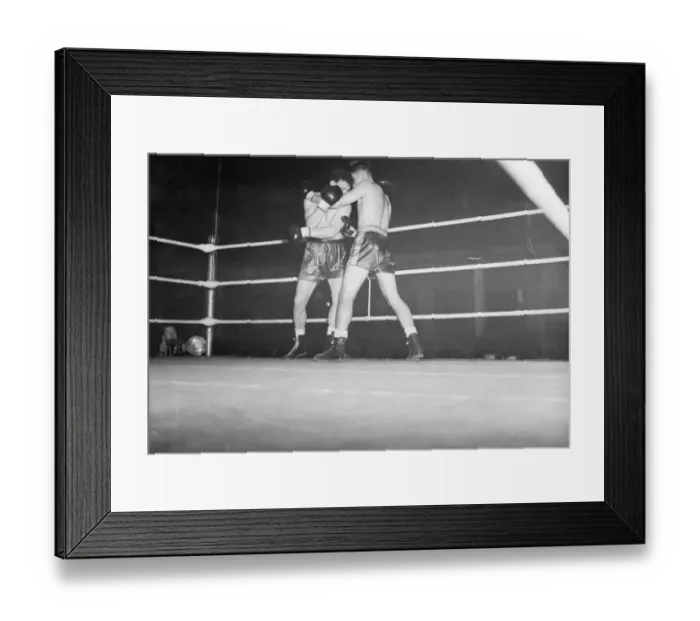 Framed Print : Boxing Leicester 1950 Jack Gardner beats Johnny Williams in eliminator for British Framed Print : Boxing Leicester 1950 Jack Gardner beats Johnny Williams in eliminator for British