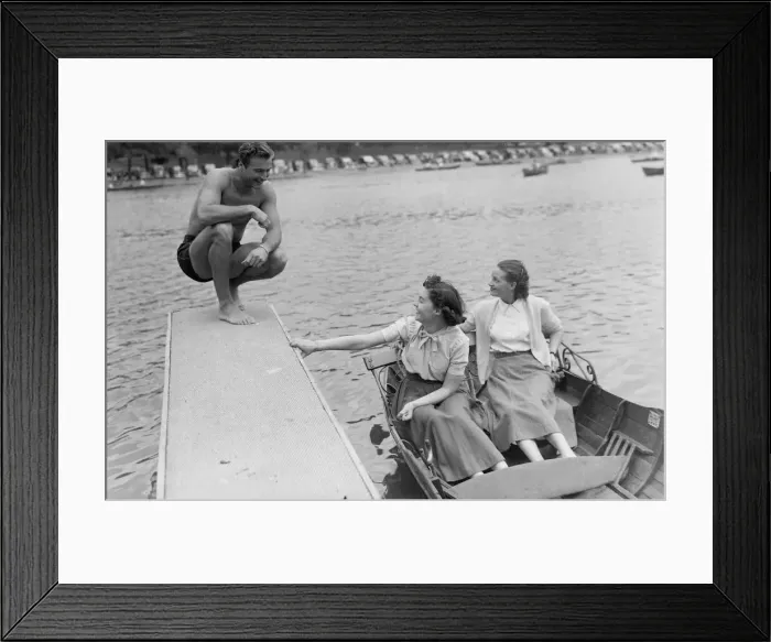 Framed Print : Tarzan swimming in London Serpentine. Lex Barker, 31 Framed Print : Tarzan swimming in London Serpentine. Lex Barker, 31