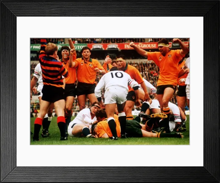 Framed Print : Rugby World Cup Final at Twickenham. Australia 12 v England 6 Framed Print : Rugby World Cup Final at Twickenham. Australia 12 v England 6
