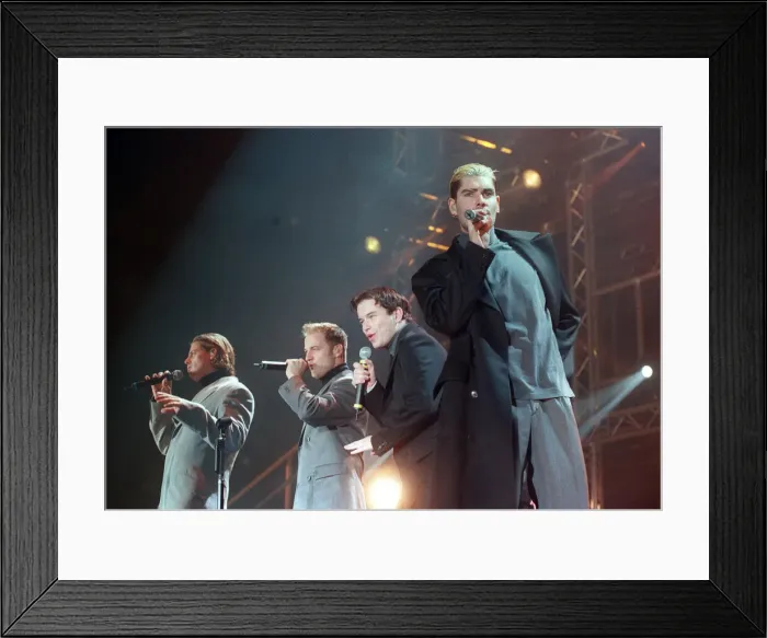 Framed Print : Shane Lynch of pop group Boyzone, December 1999. With Mikey Graham