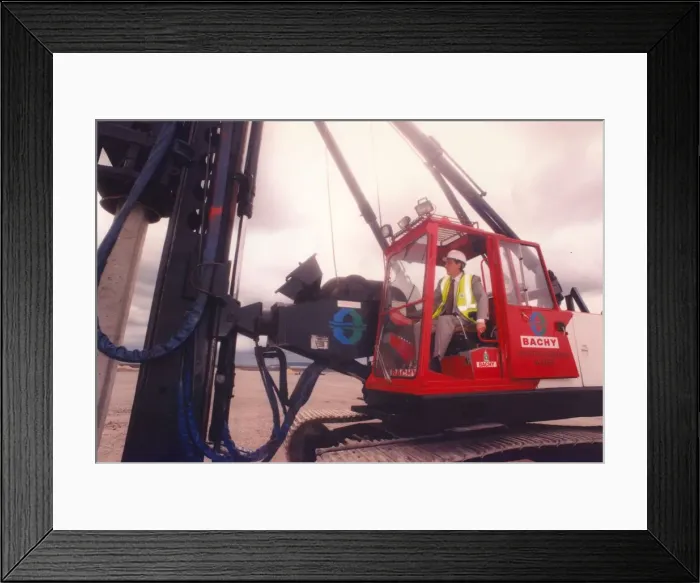 Framed Print : Tony Blair starts work on the new Northumbrian Water sludge plant on Teesside Framed Print : Tony Blair starts work on the new Northumbrian Water sludge plant on Teesside