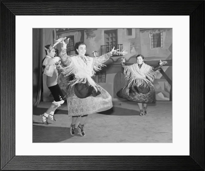 Framed Print : Spanish Dancers Feb 1952 C831  /  1