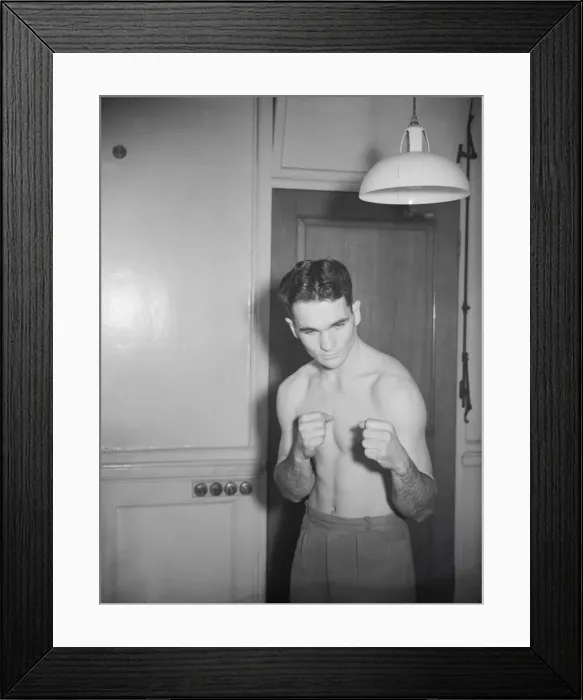 Framed Print : Boxing Peter Gallymore 21 / 2 / 1952 C900 / 1 Framed Print : Boxing Peter Gallymore 21 / 2 / 1952 C900 / 1