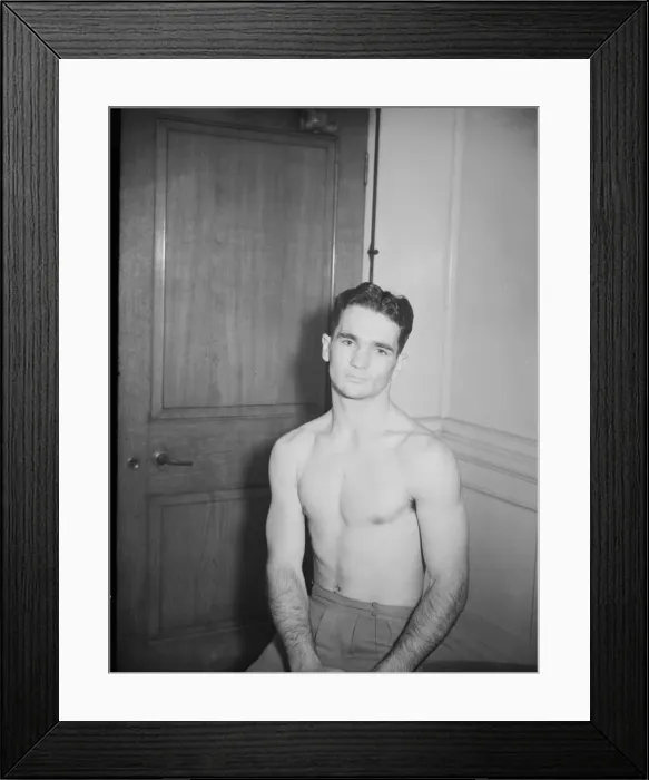 Framed Print : Boxing Peter Gallymore 21 / 2 / 1952 C900 / 2 Framed Print : Boxing Peter Gallymore 21 / 2 / 1952 C900 / 2