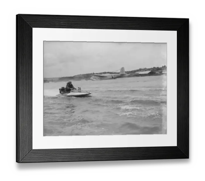 Framed Print : Hydroplane Racing Rochesters Watson in hydroplane New Look