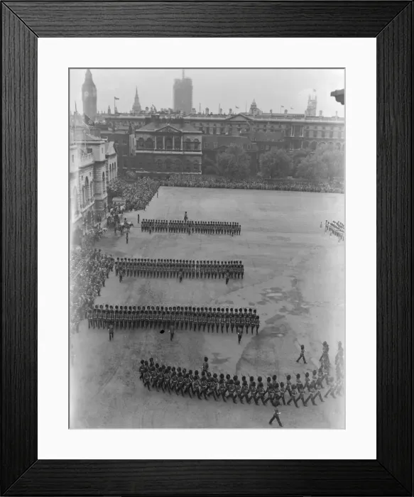 Framed Print : Trooping the Colour Official birthday of Queen Elizbeth 7  /  6  /  1951 Reed