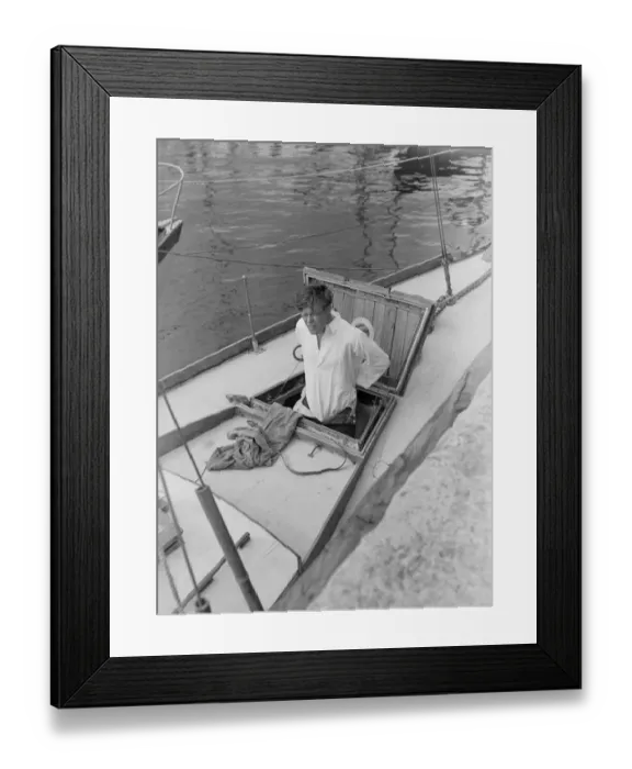 Framed Print : Ocean racing Yacht Planet'arrives at Plymouth after the Wolf Rock Ocean