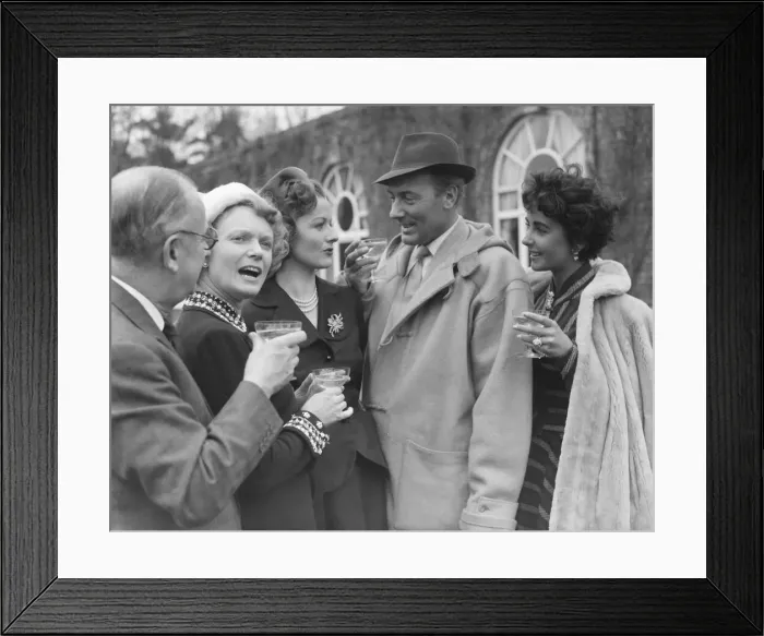 Framed Print : Michael Wilding, Elizabeth Taylor, Margaret Lockwood and Anna Neagle DM Framed Print : Michael Wilding, Elizabeth Taylor, Margaret Lockwood and Anna Neagle DM