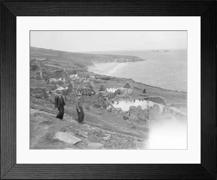 Framed Print : Great Blasket Island. 2 / 9 / 1951 B4206 / 2 Framed Print : Great Blasket Island. 2 / 9 / 1951 B4206 / 2