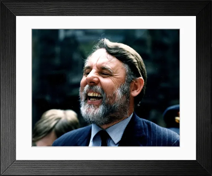 Framed Print : Terry Waite former Beirut hostage Circa 1992 Framed Print : Terry Waite former Beirut hostage Circa 1992