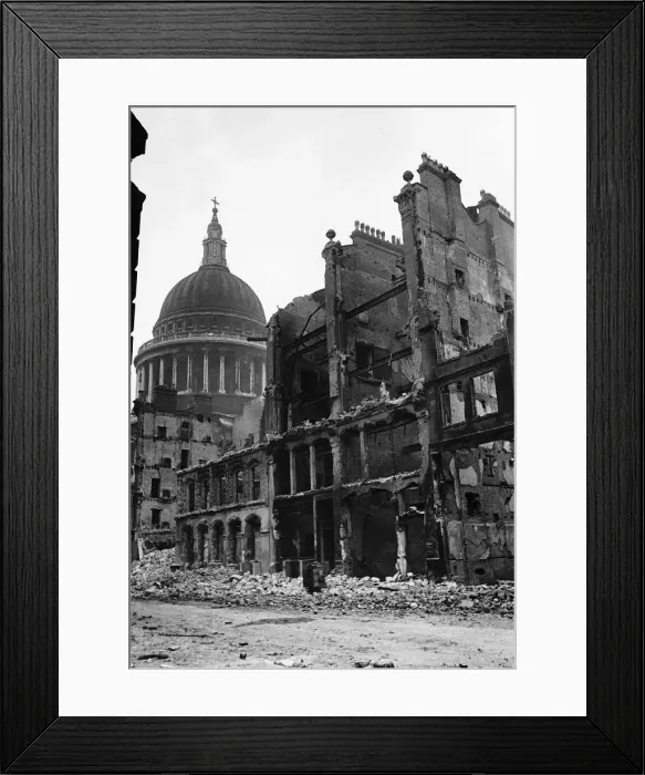 Framed Print : Air Raids on London result in a blitzed out Cannon Street St Paul Framed Print : Air Raids on London result in a blitzed out Cannon Street St Paul