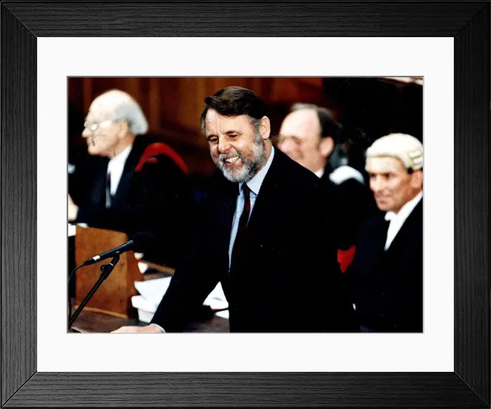Framed Print : Terry Waite former Beirut hostage adressing General Assembly Church of Scotland Circa