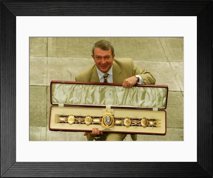 Framed Print : Tommy Gilmour September 1998 with the Lonsdale belt won by Chic Calderwood