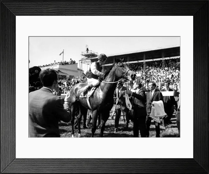 Framed Print : Lester Piggott on Nijinksky winner of the Epsom Derby 1970