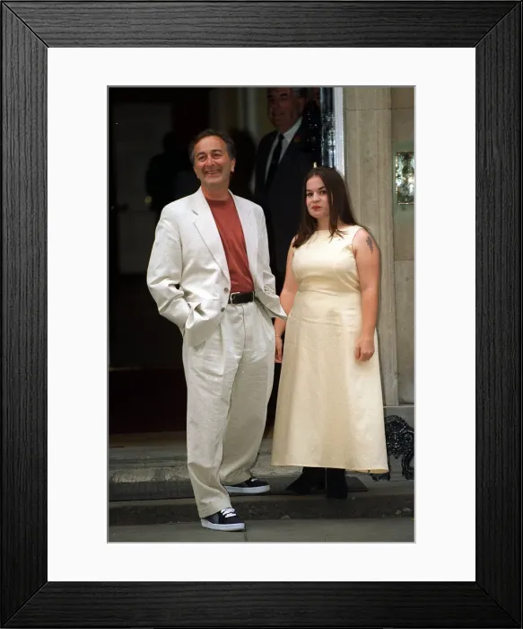 Framed Print : Tony Robinson at 10 Downing Steet for Party July 1997 given by Prime Minister Tony