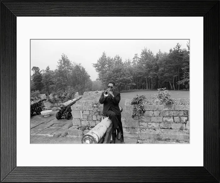 Framed Print : Dizzy Gillespie June 1963 Jazz man at Fort Belvedere near Ascot Framed Print : Dizzy Gillespie June 1963 Jazz man at Fort Belvedere near Ascot
