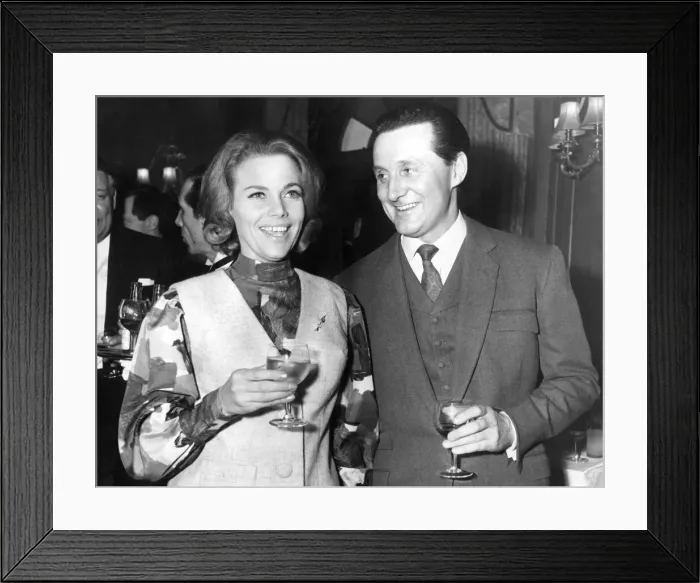 Framed Print : Honor Blackman and Patrick MacNee at a Variety Club luncheon in March 1964 Framed Print : Honor Blackman and Patrick MacNee at a Variety Club luncheon in March 1964