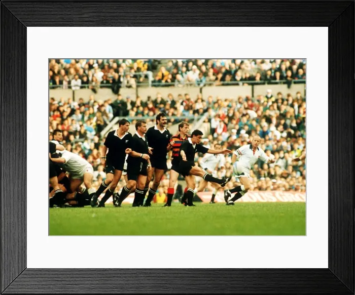 Framed Print : England v New Zealand Rugby Union match at Twickenham the All Blacks clear the ball Framed Print : England v New Zealand Rugby Union match at Twickenham the All Blacks clear the ball