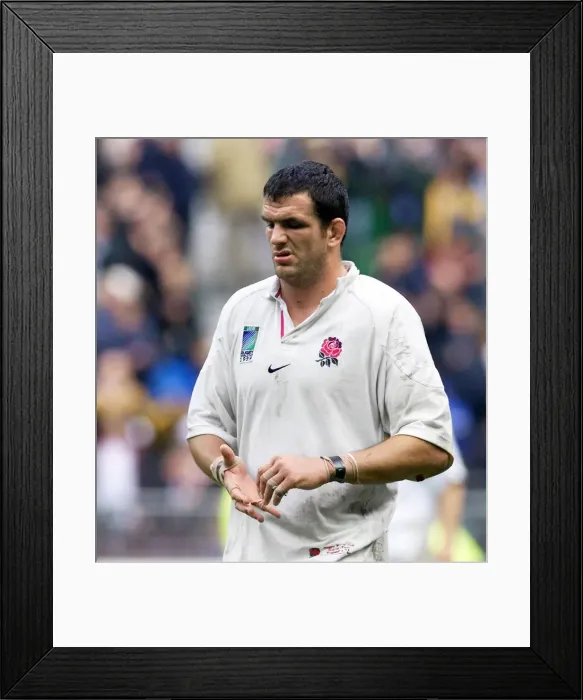 Framed Print : Englands Martin Johnson after England were knocked out of the Rugby Union World Cup Framed Print : Englands Martin Johnson after England were knocked out of the Rugby Union World Cup