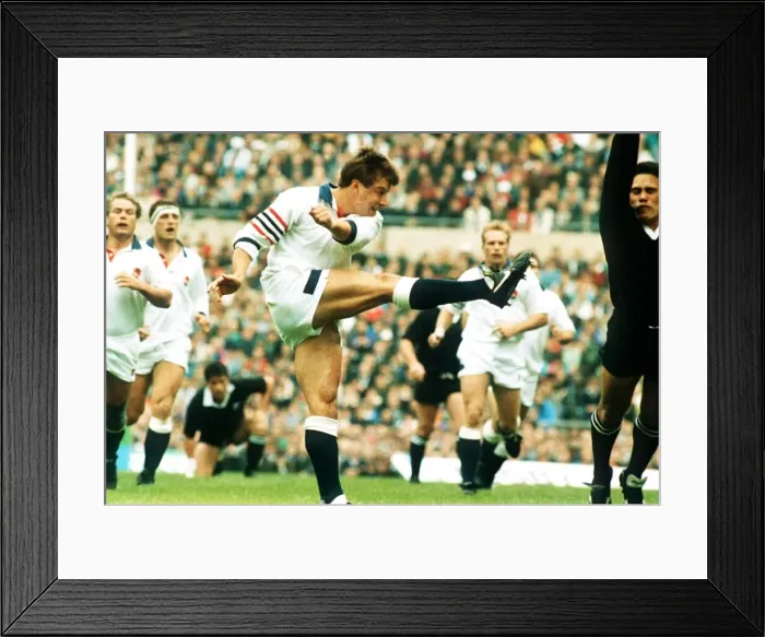 Framed Print : England v New Zealand Rugby Union World Cup 1991 Rob Andrew drop kicks the ball Framed Print : England v New Zealand Rugby Union World Cup 1991 Rob Andrew drop kicks the ball