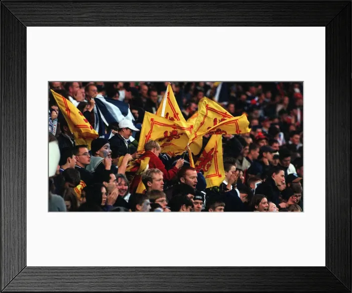 Framed Print : Rugby World Cup 1999 October 1999 Murrayfield crowd at Scotland vs South Africa