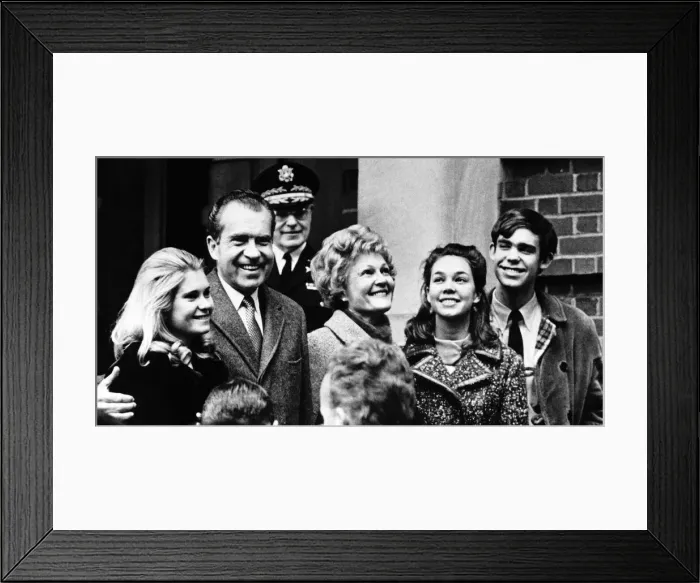 Framed Print : Patricia Nixon Wife of American President with her husband Richard Nixon Framed Print : Patricia Nixon Wife of American President with her husband Richard Nixon