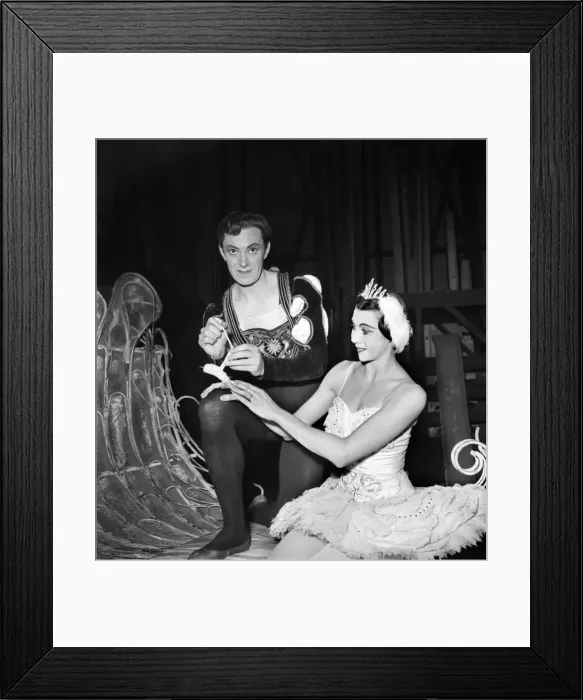 Framed Print : Swan Lake'Ballet Rehearsal Beryl Grey. December 1952 C6192 - 001 Framed Print : Swan Lake'Ballet Rehearsal Beryl Grey. December 1952 C6192 - 001