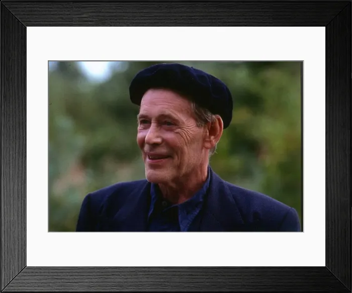 Framed Print : Peter O Toole actor wearing beret August 1989