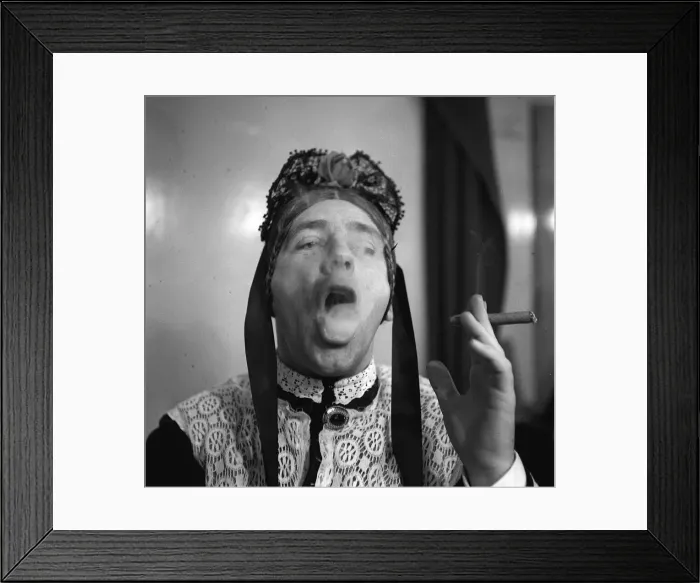 Framed Print : Norman Wisdom 1958 as Charleys Aunt for new musical version Framed Print : Norman Wisdom 1958 as Charleys Aunt for new musical version