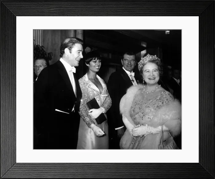 Framed Print : Queen Mother attends the film Premier of Lord Jim at the Odeon Leicester Square Framed Print : Queen Mother attends the film Premier of Lord Jim at the Odeon Leicester Square