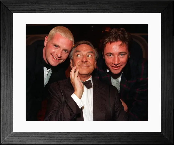 Framed Print : Bob Monkhouse meets Paul Gascoigne Ally McCoist at the Rangers sponsored evening