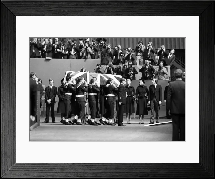 Framed Print : Earl Mountbatten Funeral 1979 The Royal Navy Troops carry the Coffin Framed Print : Earl Mountbatten Funeral 1979 The Royal Navy Troops carry the Coffin