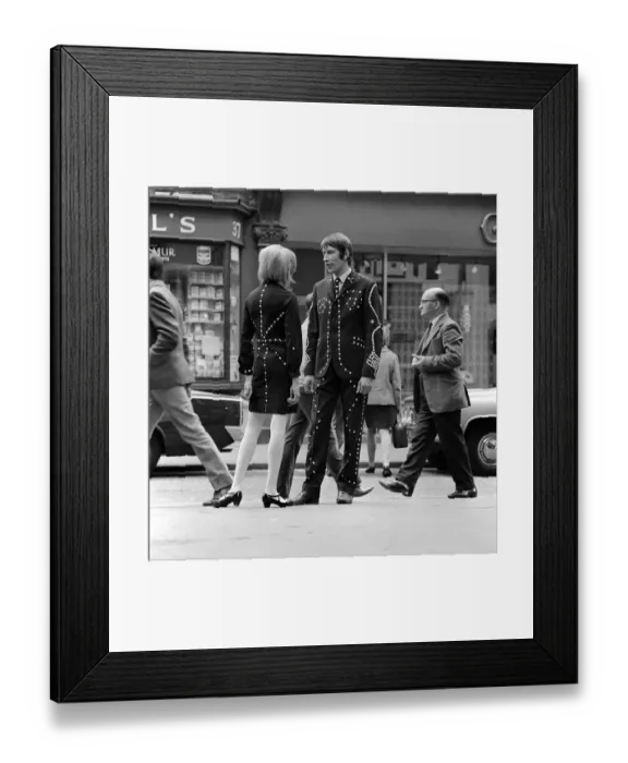Framed Print : Carnaby Street, London. Fashion mecca in the 60s. 2nd October 1966