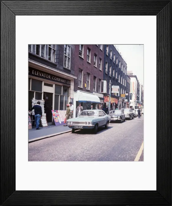 Framed Print : Carnaby Street, London. Fashion mecca in the 1960s. Circa 1968 Framed Print : Carnaby Street, London. Fashion mecca in the 1960s. Circa 1968