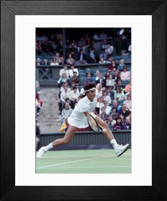 Framed Print : All England Lawn Tennis Championships at Wimbledon. Ladies Singles Fourth Round Framed Print : All England Lawn Tennis Championships at Wimbledon. Ladies Singles Fourth Round