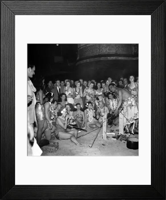 Framed Print : Felix Mendelssohn holds midnight beach party for Pulu Moe who has been with his band for Framed Print : Felix Mendelssohn holds midnight beach party for Pulu Moe who has been with his band for