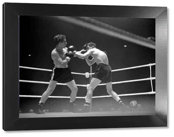 Boxing at Harringay Terry Allen v. Rinty Monaghan. February 1949 O16785